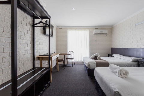 The Busselton Motel - Accommodation Broadbeach 2