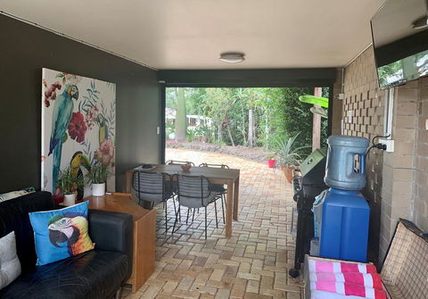 The Canungra Motel - Accommodation Broadbeach 2