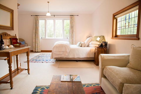 The Carriages Boutique Hotel And Vineyard - Accommodation Broadbeach 1