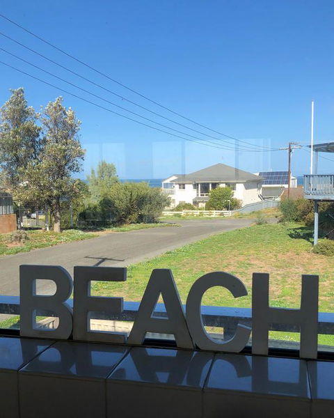 The Castle - Accommodation Broadbeach 3