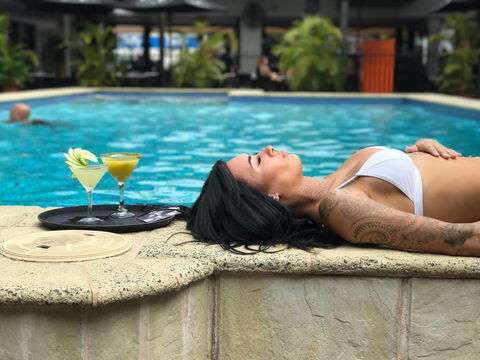 The Cavenagh - Accommodation Broadbeach 1