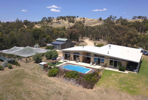 The Chocolate Lily Bed & Breakfast - Accommodation Broadbeach 2