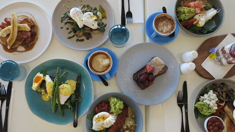 The Clan Terrigal - Accommodation Broadbeach 2