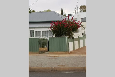 The Comfort Cottage On Williams - Accommodation Broadbeach 0