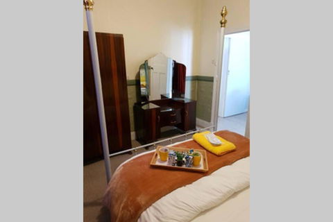 The Comfort Cottage On Williams - Accommodation Broadbeach 3