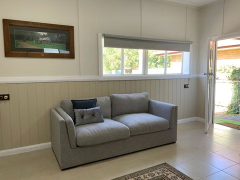 The Convent Boutique Accommodation & Cafe - Accommodation Broadbeach 2
