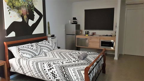 The Courtyard - Accommodation Broadbeach 1