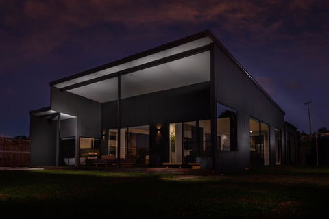 The Cove Tasmania - Accommodation Broadbeach 0