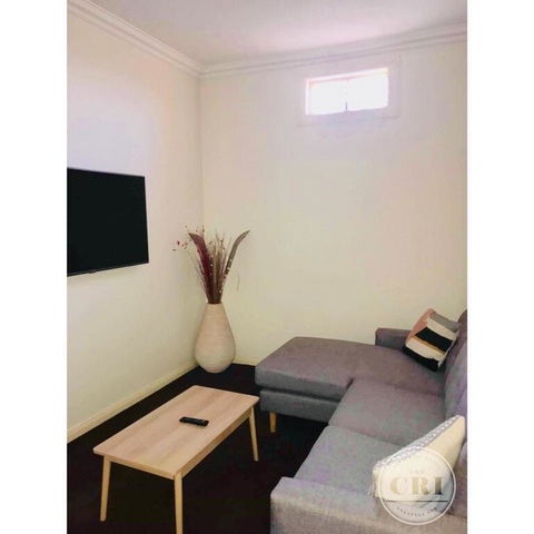 The Cri On Main - Accommodation Broadbeach 3