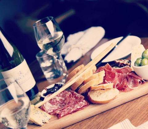 The Denman Hotel In Thredbo - Accommodation Broadbeach 2