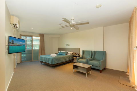 The Dorsal Boutique Hotel - Accommodation Broadbeach 1