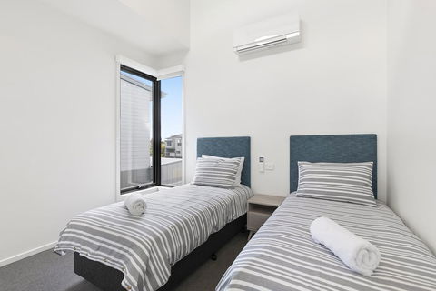 The Fairway Club - Accommodation Broadbeach 3