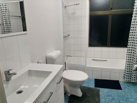 The Fawzi Muslim Homestay - Accommodation Broadbeach 3
