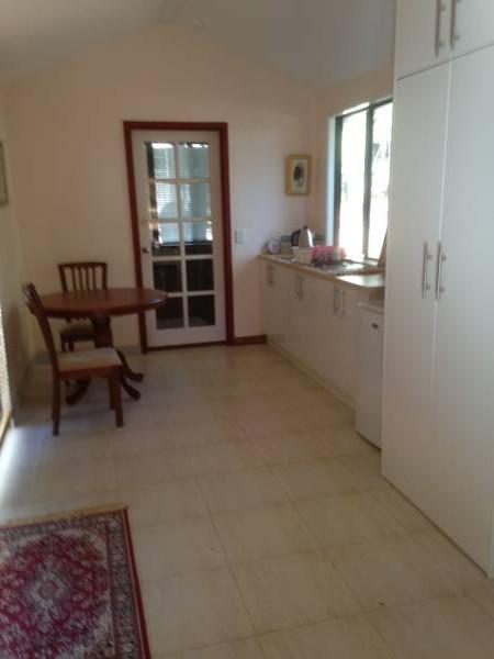 The Folly - Accommodation Broadbeach 0