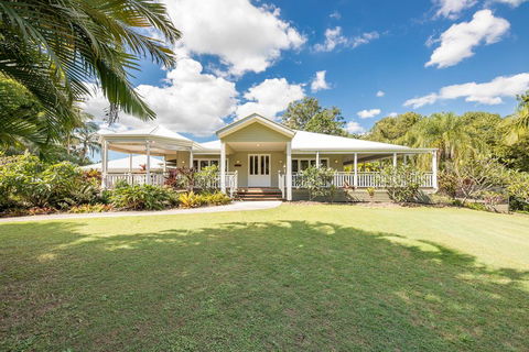 The Frangipani Farm - Accommodation Broadbeach 1