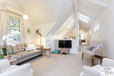 The Gatehouse - Light Filled Cottage In The Leafy Suburb Of Hawthorn - Accommodation Broadbeach 0