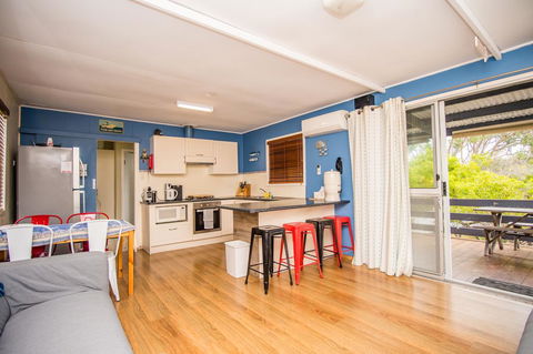 The Gee Beach House - Accommodation Broadbeach 0
