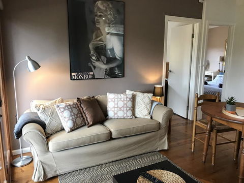 The Green Room Wattle Glen - Accommodation Broadbeach 1