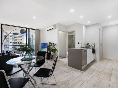 THE HAMILTON (I715)-L'Abode Accommodation - Accommodation Broadbeach 1
