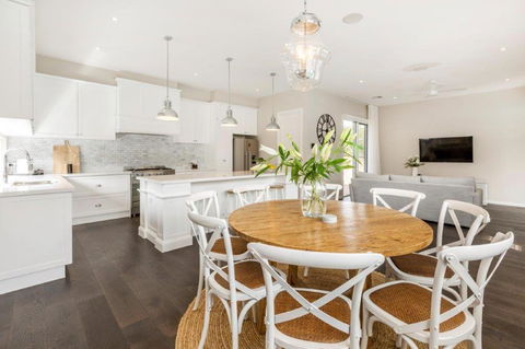 The Hampton's In Blairgowrie - Accommodation Broadbeach 2