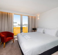 The Nest - Cosy Space on Newcastle Street with Roof Terrace - Accommodation Broadbeach
