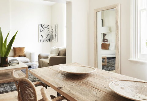 Three Rooms Sydney - Accommodation Broadbeach 2
