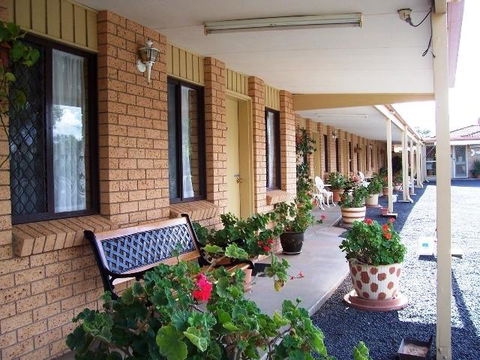 Three Ways Motel - Accommodation Broadbeach 0