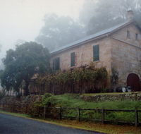Tizzana Winery Bed and Breakfast - Accommodation Broadbeach