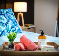 Tropic Studio A Unique Hidden Gem - Accommodation Broadbeach