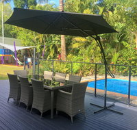 Tropical Private Open Space at Trinity - Accommodation Broadbeach