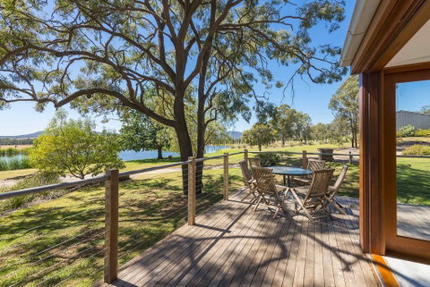 Two Doors - Accommodation Broadbeach 0
