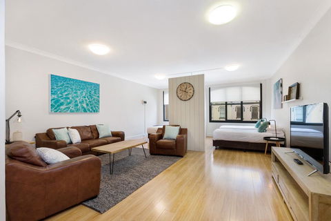 Ultimo Self-Contained Modern Apartments (623H) - Accommodation Broadbeach 0
