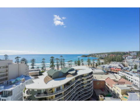 Ultrachic Executive Beach Apartment - Accommodation Broadbeach 2