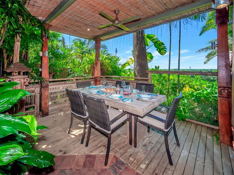 Unique, Tropical Rainforest Getaway - Accommodation Broadbeach 1