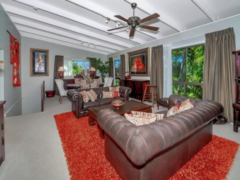 Unique, Tropical Rainforest Getaway - Accommodation Broadbeach 2
