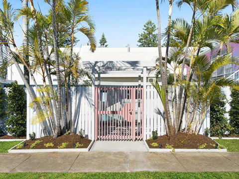 Ventura Beach Motel - 1 Bedroom Unit 8 - Accommodation Broadbeach 3