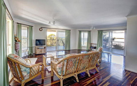 Verandahs - Accommodation Broadbeach 2