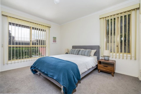 VIEWS FOREVER - INVERLOCH - Accommodation Broadbeach 2