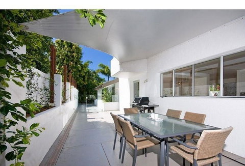 Villa Bianco - Accommodation Broadbeach 1