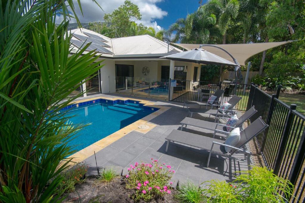 Palm Cove QLD Accommodation Broadbeach