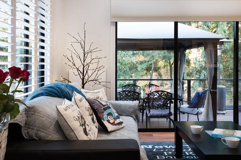 Villa Vanzetta - Accommodation Broadbeach 0