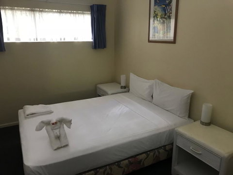 Villa Vaucluse Apartments - Accommodation Broadbeach 2