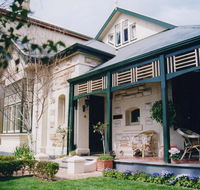 Water Bay Villa Bed  Breakfast - Accommodation Broadbeach