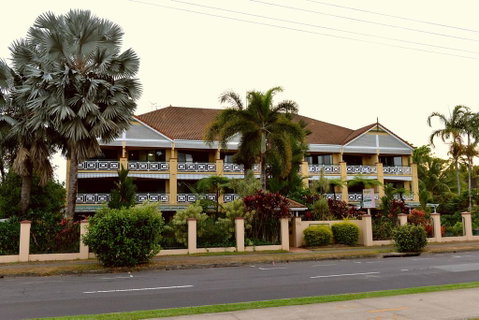 Waterfront Terraces - Accommodation Broadbeach 0