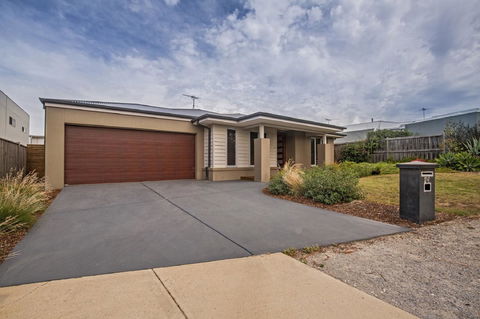 Nautical Rise Torquay - Accommodation Broadbeach 25