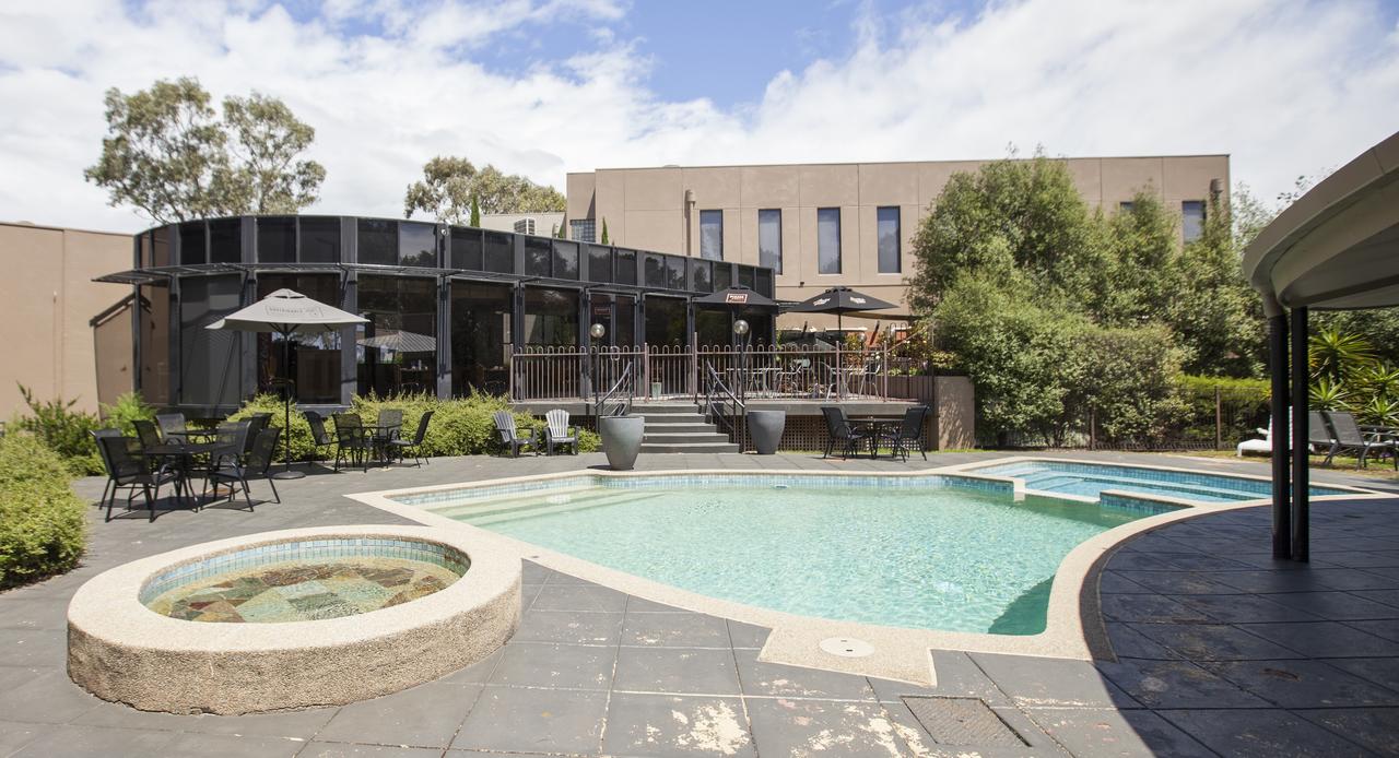 Dingley VIC Accommodation Broadbeach