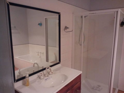 Avala Accommodation Daylesford - Accommodation Broadbeach 4