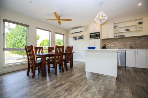 Amber Mist Villa Two - Accommodation Broadbeach 18