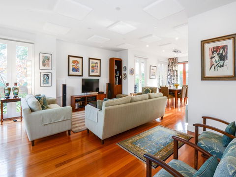 Boutique Stays - Maple On Kent - Accommodation Broadbeach 2