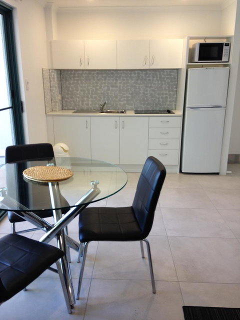 Chez Noosa Resort Motel - Accommodation Broadbeach 15